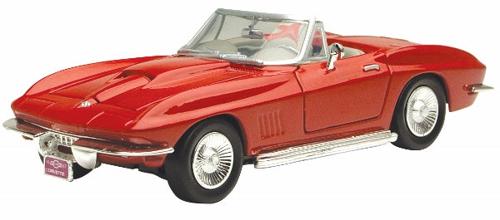 1967 Chevrolet Corvette Convertible Scale Model 1:24 Motormax Red or Black