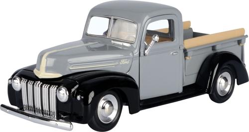 1942-47 Ford Jailbar Pickup Scale Model 1:24 Motormax Blue or Grey