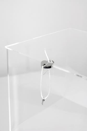 Lockable Acrylic Wishing Well Wedding Gift Box