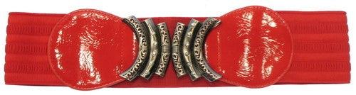 Red stretch belt with a metal buckle, adjustable for waists up to 85cm, perfect for stylish outfits and comfort.
