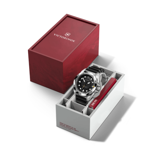 Watch - VICTORINOX Dive Pro 43mm Black Rubber Strap Black Dial