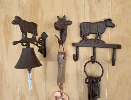 3 Hook Hanger - Cast Iron Cow (19 x 5 x 17cm)