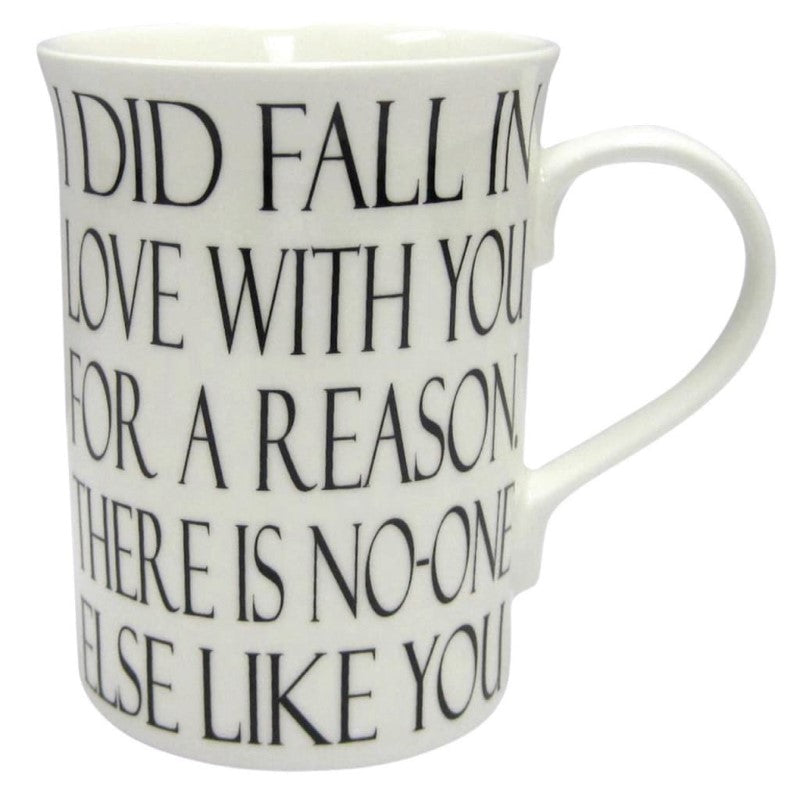 DAKOTA FALL IN LOVE MUG