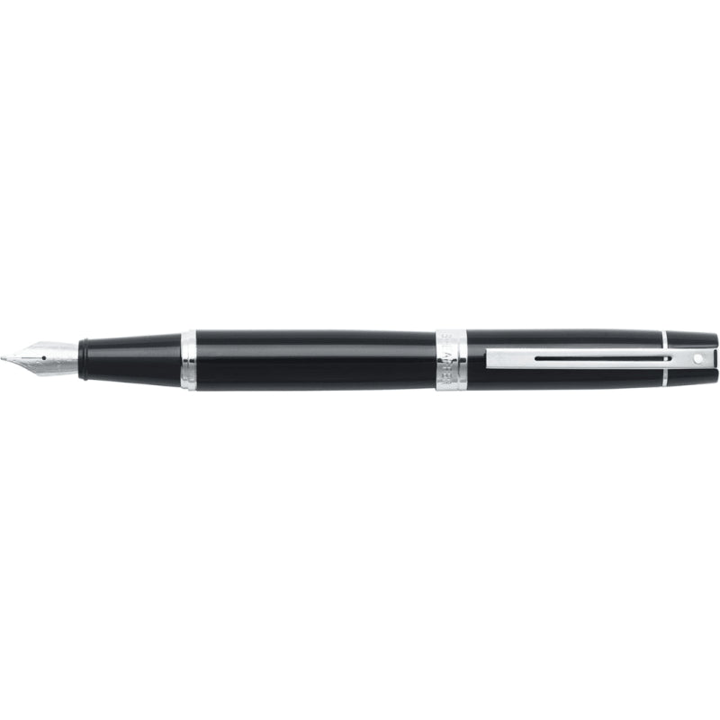 SHEAFFER® 300 9312 GLOSSY BLACK FOUNTAIN PEN WITH CHROME TRIM - MEDIUM