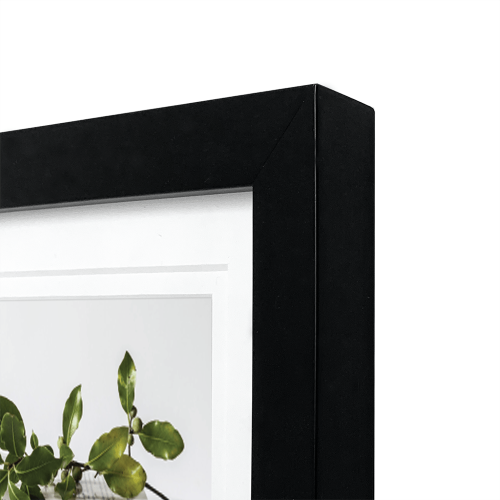 Elegant Deluxe Black Photo Frame - Type 5