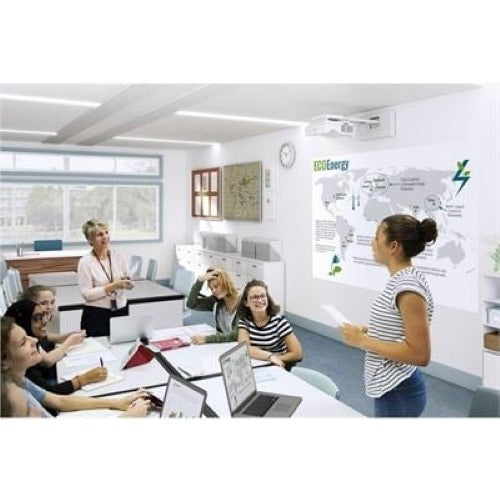 Epson EB-770Fi + ELPMB62 WALL MOUNT (EB-770FI)