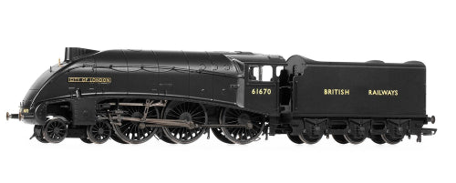 Hornby Trains & Accessories - BR Cl.B17 4-6-0 City of London