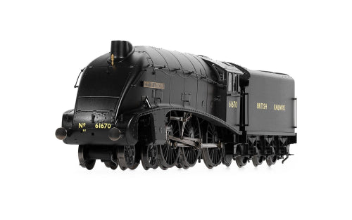 Hornby Trains & Accessories - BR Cl.B17 4-6-0 City of London