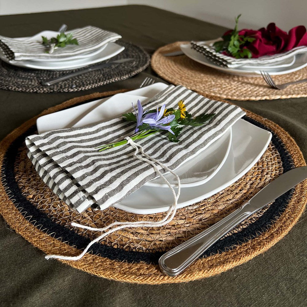 FORAGE NAPKINS SET 4 - LINEN COTTON BLEND 45x 45cm OLIVE STRIPE