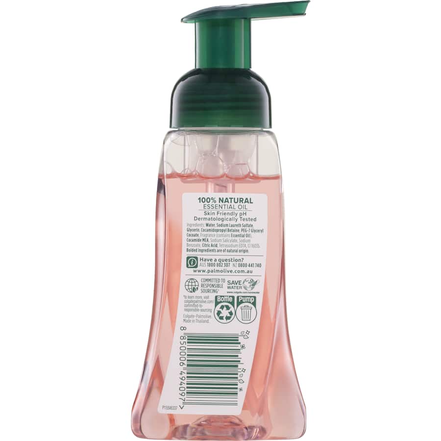 Palmolive Foaming Hand Wash with Japanese Cherry Blossom offers gentle cleansing and a fragrant, luxurious experience for all skin types.