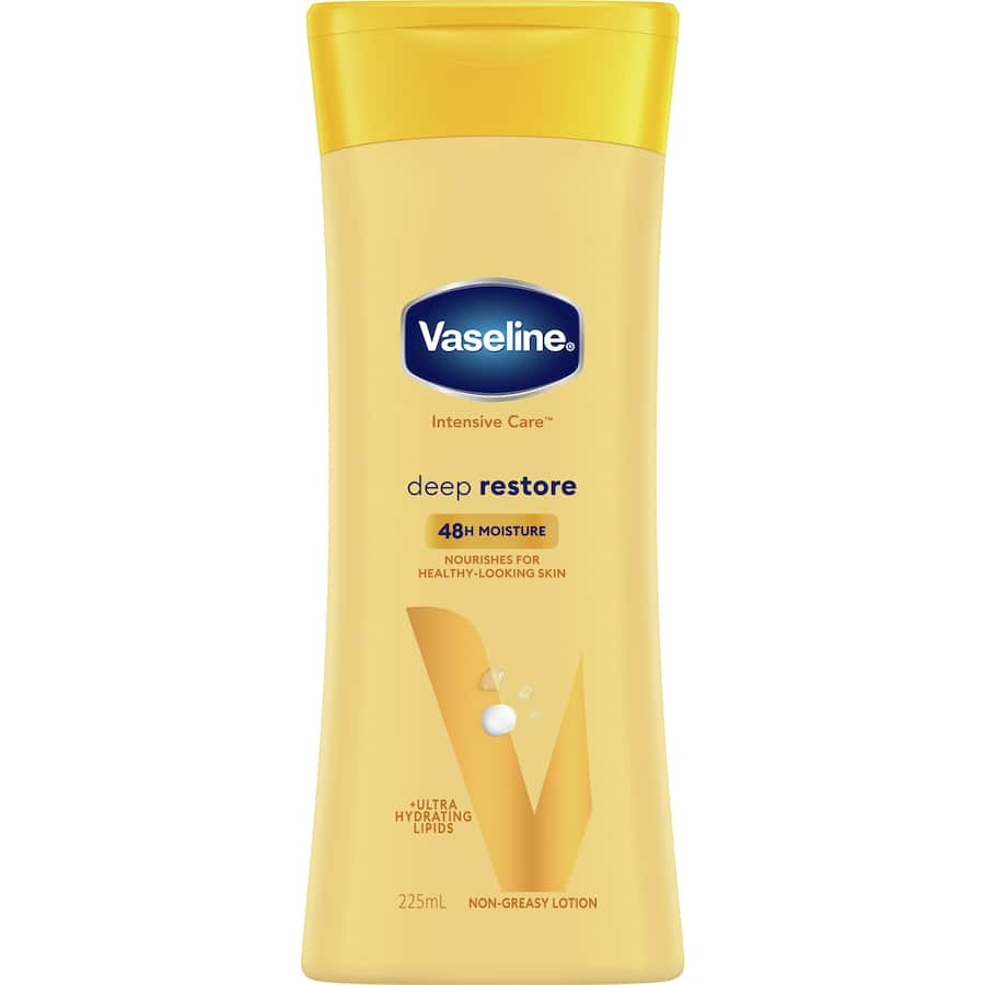 Vaseline Body Lotion for dry skin, enriched with oat extract, hydrates deeply for a non-greasy, healthy glow.