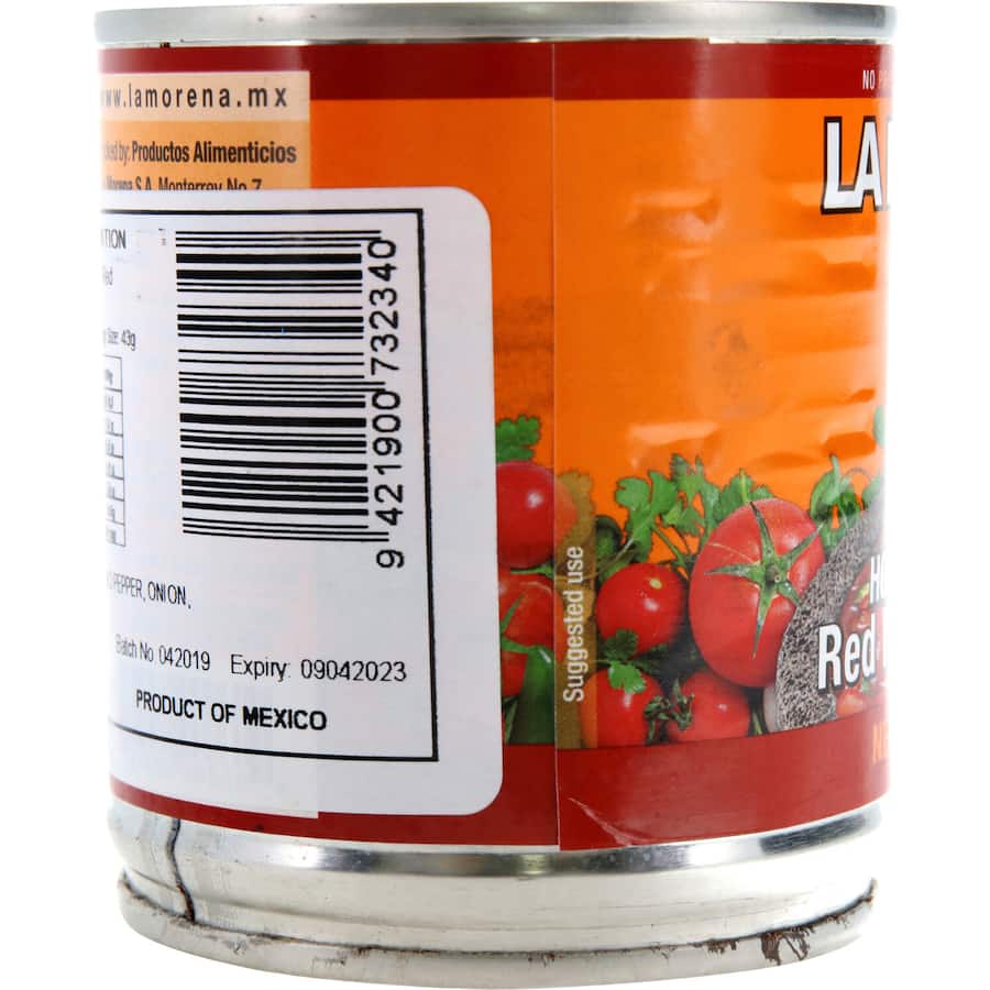 Chunky La Morena Salsa Roja featuring medium spice, ideal for nachos, quesadillas, and as a flavorful chip dip.