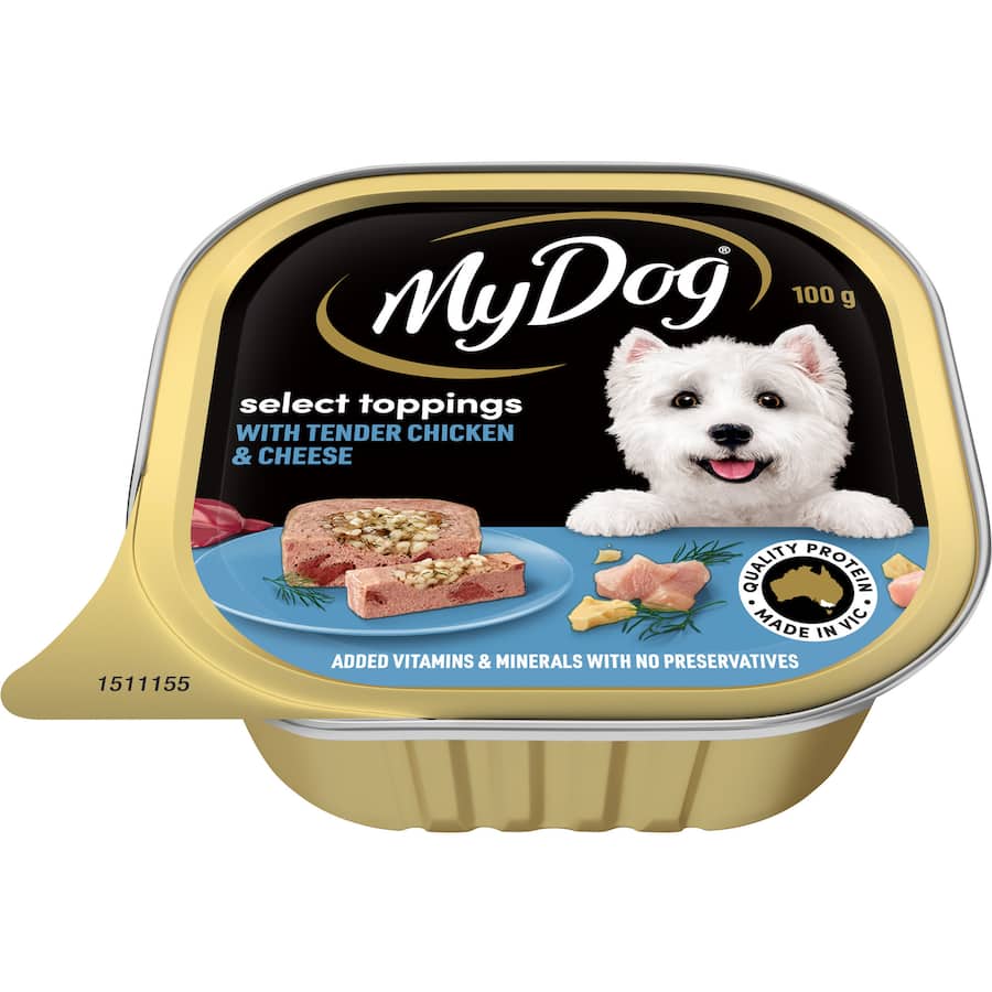 Tender chicken and cheese wet dog food in a 100g tray, rich in flavors and packed with essential nutrients for dogs.
