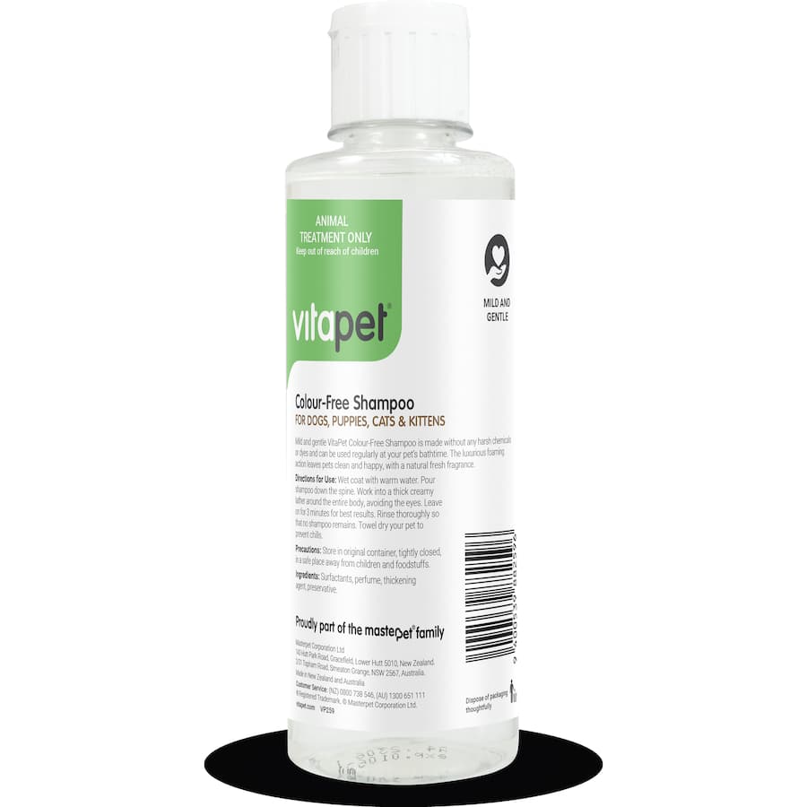 Vitapet Colour Free Shampoo for cats and dogs, pH balanced, mild formula for shiny, healthy coats without harsh chemicals.