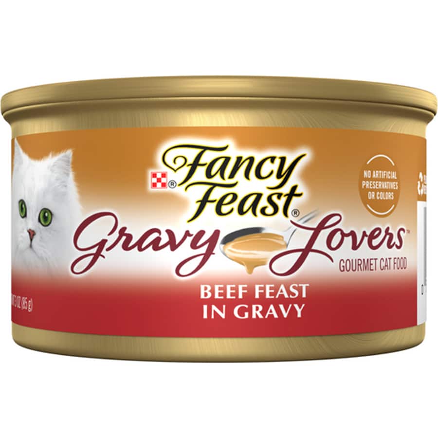 Gourmet wet cat food featuring tender roasted beef in savory gravy, ensuring a delicious and nutritious meal for adult cats.