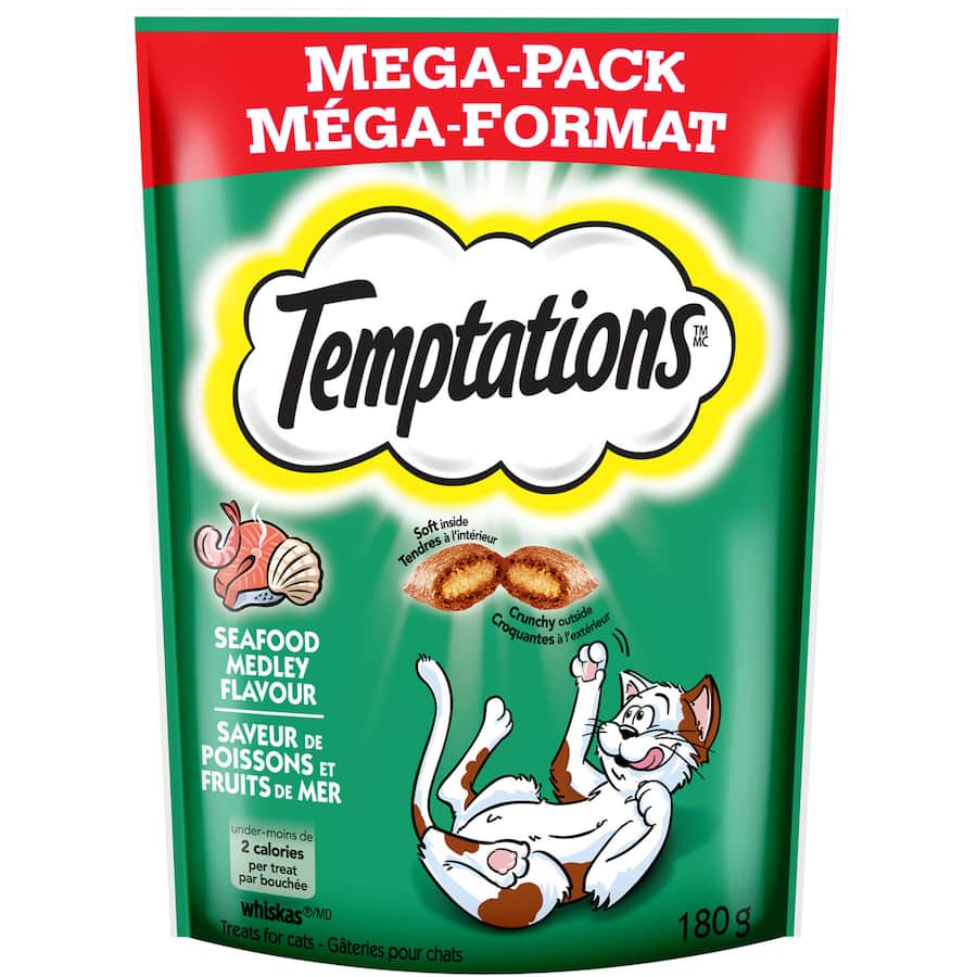 Temptations Seafood Medley cat treats in a resealable pouch, featuring crunchy shells and soft centers, perfect for feline indulgence.