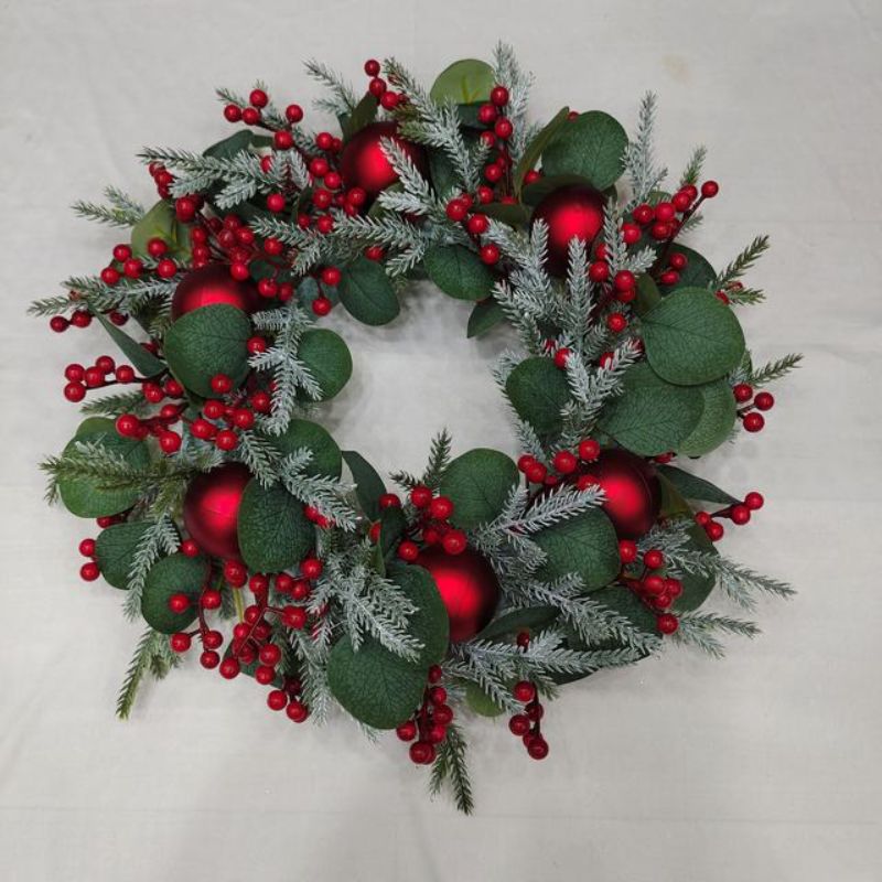 Christmas garland set of 12, each 40cm long, ideal for festive decorating and holiday celebrations.
