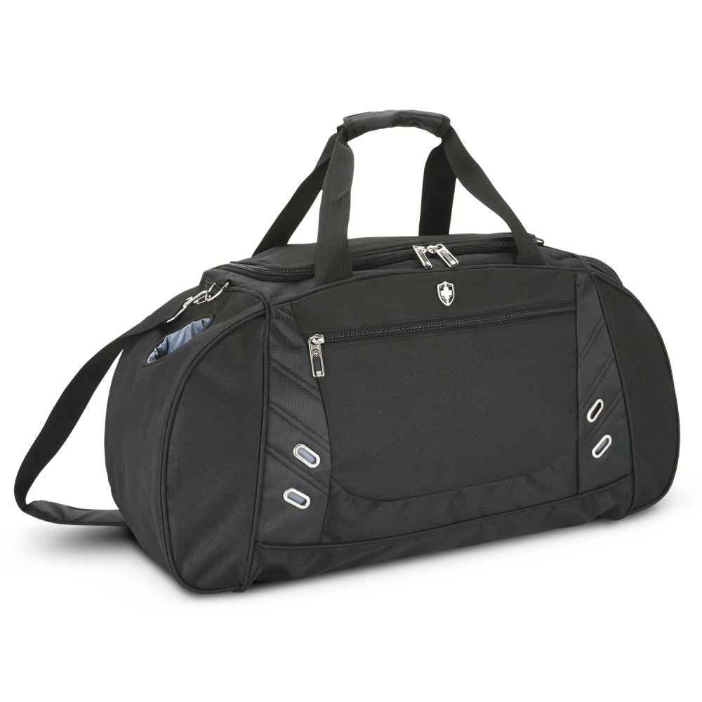 Swiss Peak Weekend/Sports Bag in black, featuring a large main compartment, shoe vent, water bottle holder, and adjustable strap.