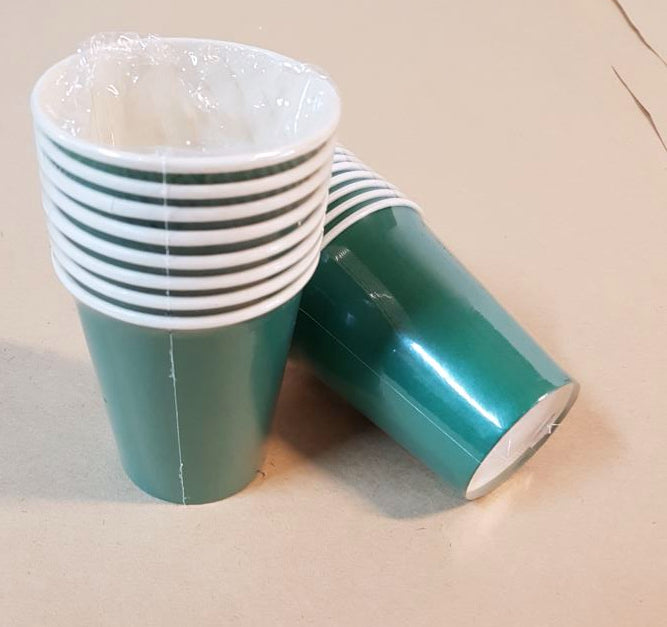 Set of 6 eco-friendly green paper cups, 250ml each, perfect for hot or cold beverages at events and parties.