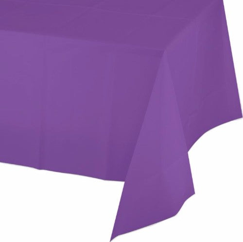 Amethyst purple plastic tablecover, 137cm x 274cm, perfect for elegant events and easy cleanup. Ideal for any gathering.