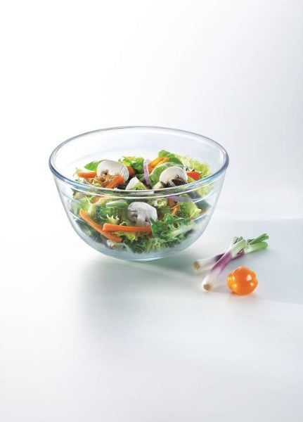 O Cuisine 21cm mixing bowl in borosilicate glass, 2L capacity, oven-safe, microwave-safe, with easy grip handles.