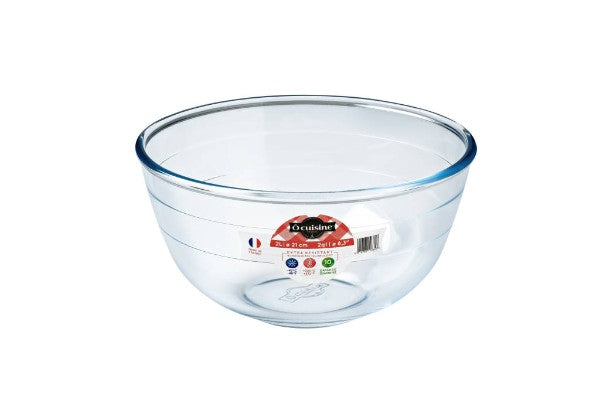 Borosilicate glass 21cm mixing bowl with 2L capacity, oven-safe, microwave-safe, and easy-grip handles for secure serving.