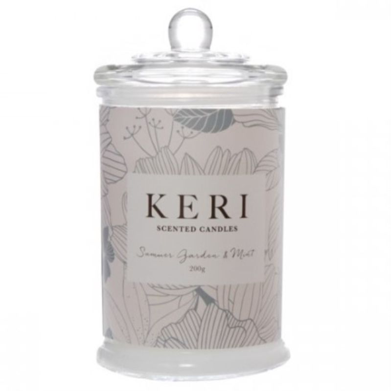 Scented jar candle featuring garden and mint aromas, enhancing home decor and creating a soothing atmosphere.