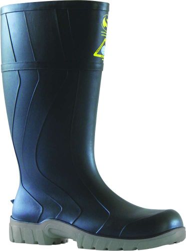 Bata Steelmate Gumboots Size 8: durable, oil-resistant boots with steel insole, cushioned comfort, and excellent grip for rugged environments.
