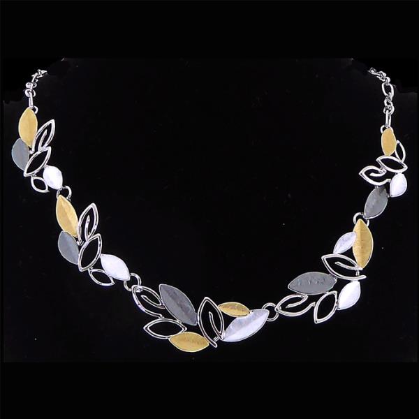 Rhodium plated necklace featuring nature-inspired silver laves, versatile for any occasion with a 46cm length.