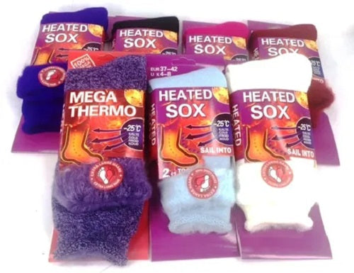 Calf-length thermal socks for women, featuring a 2.13 tog warmth rating, in a pack of 2 pairs with random color selections.