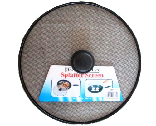 Set of 3 lightweight 29cm oil splatter screens, designed to protect surfaces while cooking and easy to clean.
