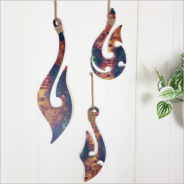 Kiwiana-themed wall art hook set featuring three vibrant ACM hooks for practical and stylish home decor.