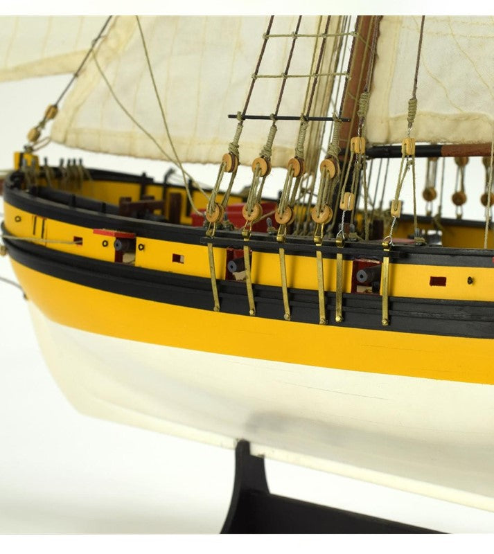 Wooden Ship & Fittings - Le Renard