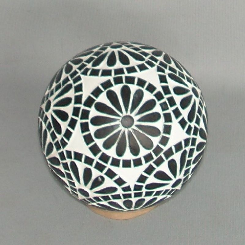 Elegant 10cm black mosaic ball ornament, perfect for enhancing any room's decor with modern sophistication.