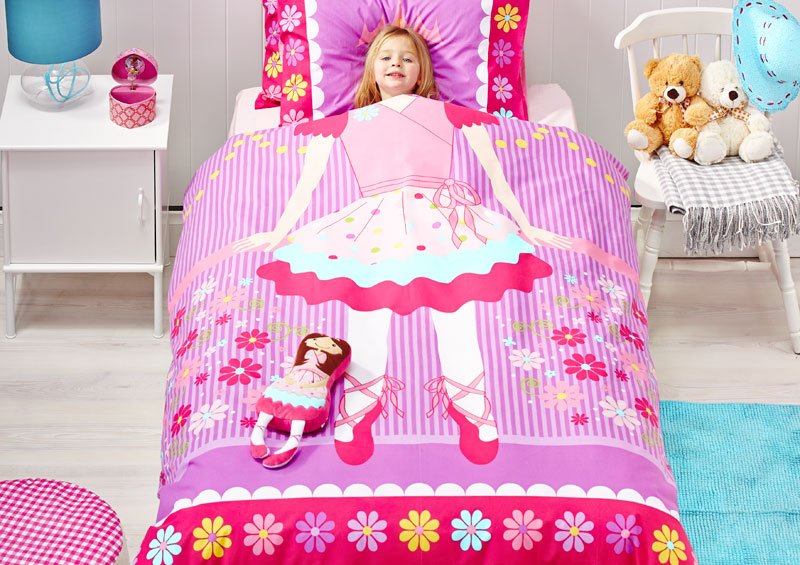Double duvet cover featuring a whimsical ballerina design with reversible polka dots, perfect for kids' dreamy bedtime.