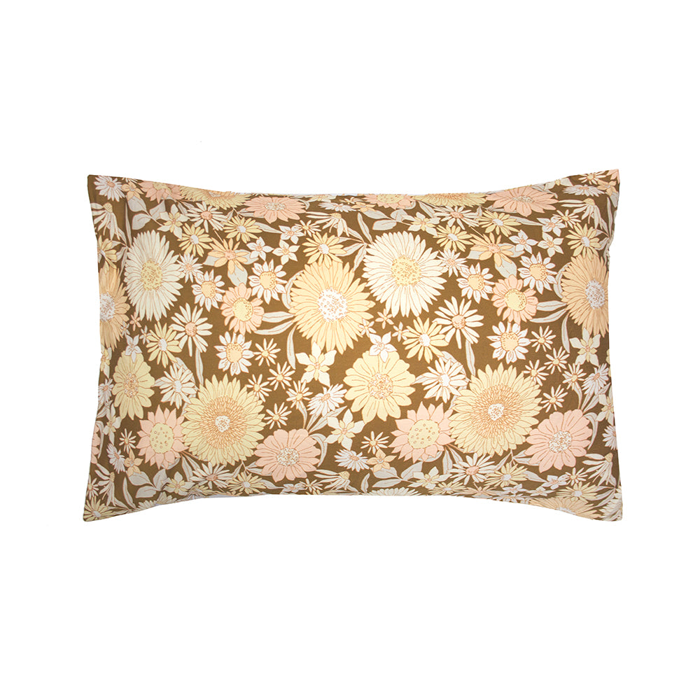 Vibrant retro floral duvet cover set in summery yellows and peach, reversible with matching pillowcases for a stylish bedroom upgrade.