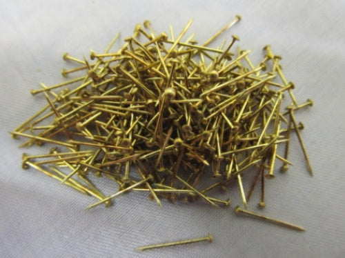 High-quality 10mm brass brads for model making, with approx. 250 pieces for durable and reliable fastening.