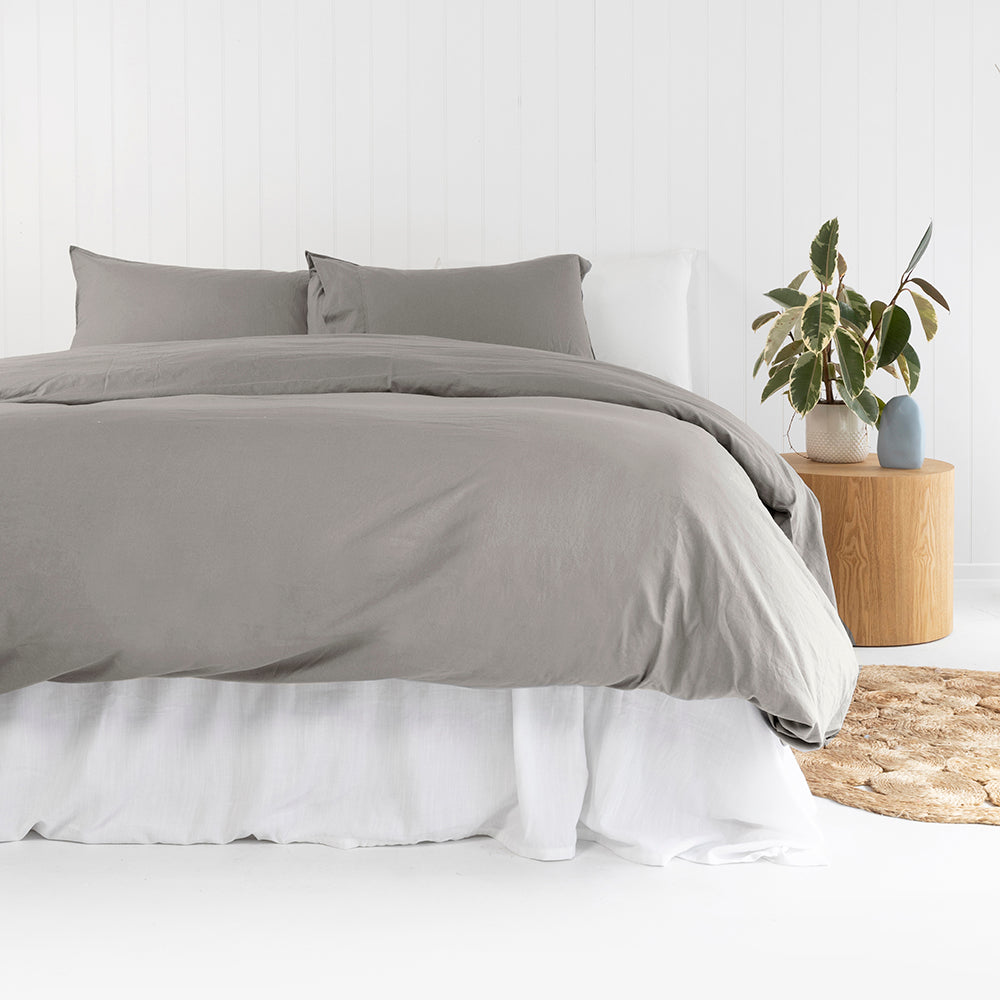 Grey Queen Duvet Cover Set made from 100% organic cotton with quilt cover and matching pillowcases for sustainable comfort.