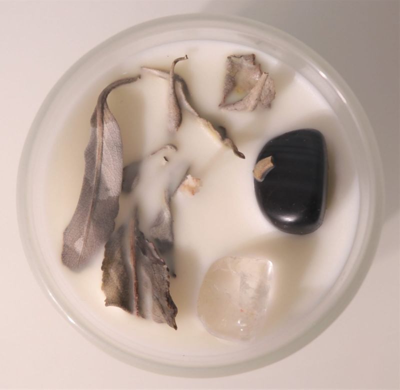 Crystal Soy Wax Candle featuring White Sage, Vetiver, Patchouli, with Clear Quartz and Obsidian for calming ambiance.