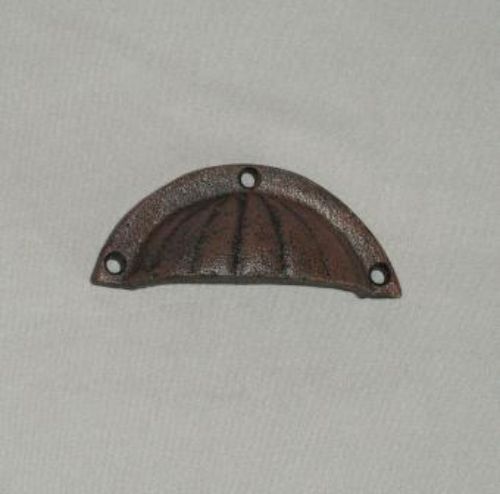 Cast Iron Draw Puller Handle, 10x4x2 cm, durable and stylish, perfect for vintage décor and cabinetry enhancement.