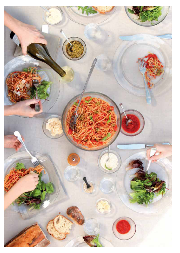 Clear glass Duralex Desert Bowl, 510ml, elegantly designed for serving salads, desserts, and snacks with durability.