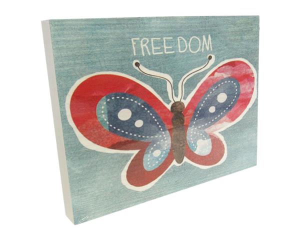 Textured wall art featuring an inspirational freedom theme, measuring 26 cm x 19.5 cm, perfect for modern decor.