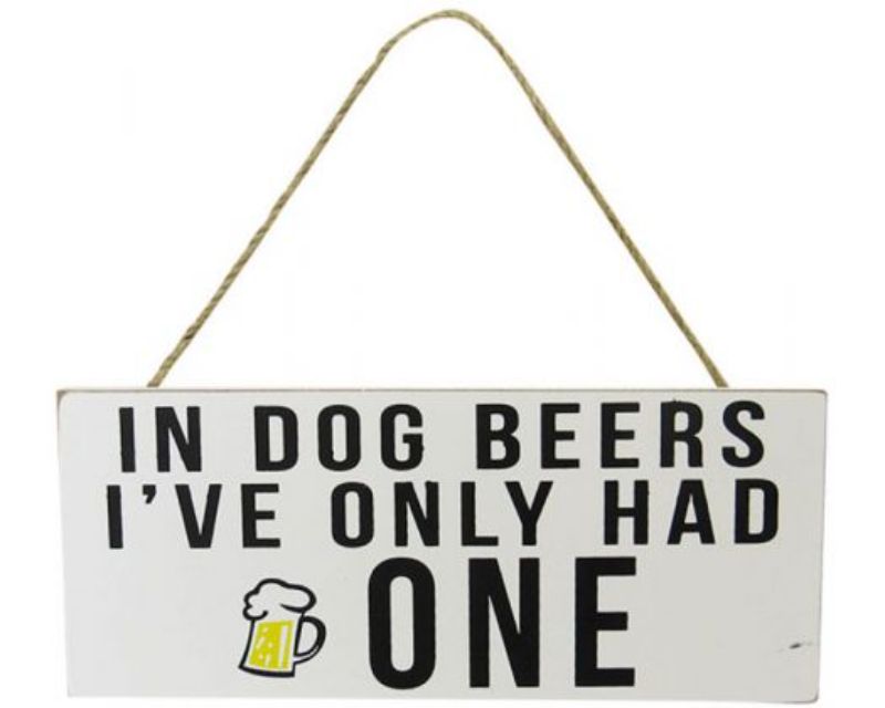 Wooden wall art reading "Dog Beers", featuring a rope hanger, perfect for home bars and dog-loving decor enthusiasts.