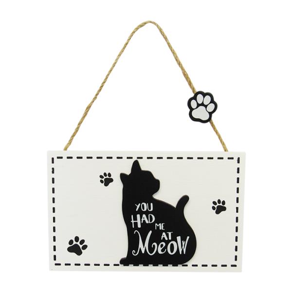MDF cat hanger sign with paw print, perfect for cat lovers' decor; measures 16 x 10 cm with rustic twine.