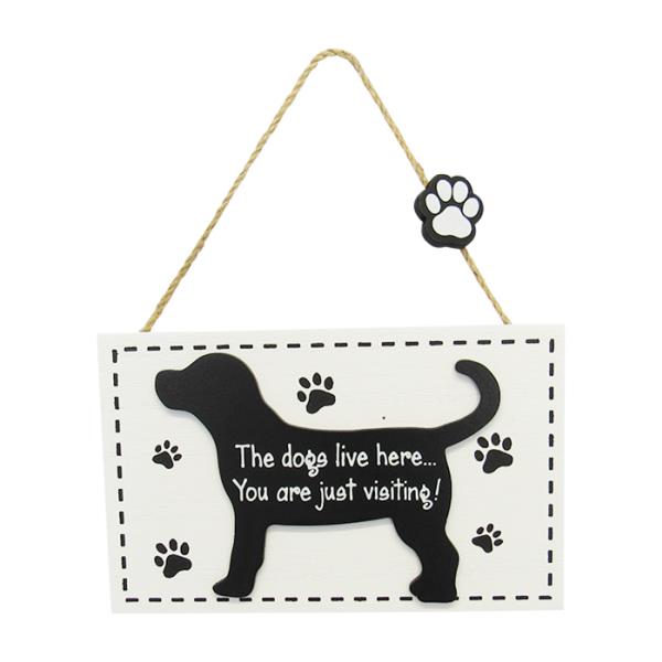 Charming dog visitor sign with paw print design, perfect for welcoming guests in a dog-friendly home. 16 x 10 cm.