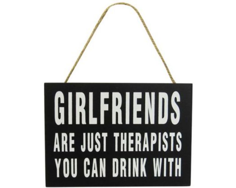 Wooden Family HangerSign with rope, 17 cm x 12 cm, promoting family love and bonding in any room decor.