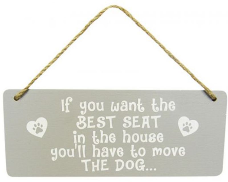 Wooden wall art "Dog Home Hanger Move It" with twine, measuring 25 x 10 cm, perfect for dog lovers' decor.