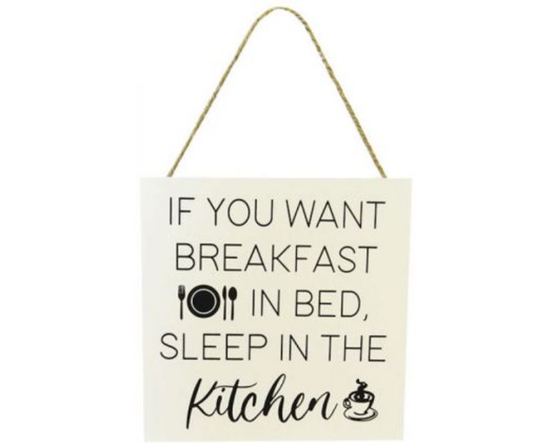 Wooden Family Life Hanger Brekkie sign, 18 x 18 cm, symbolizing love and togetherness in home decor.