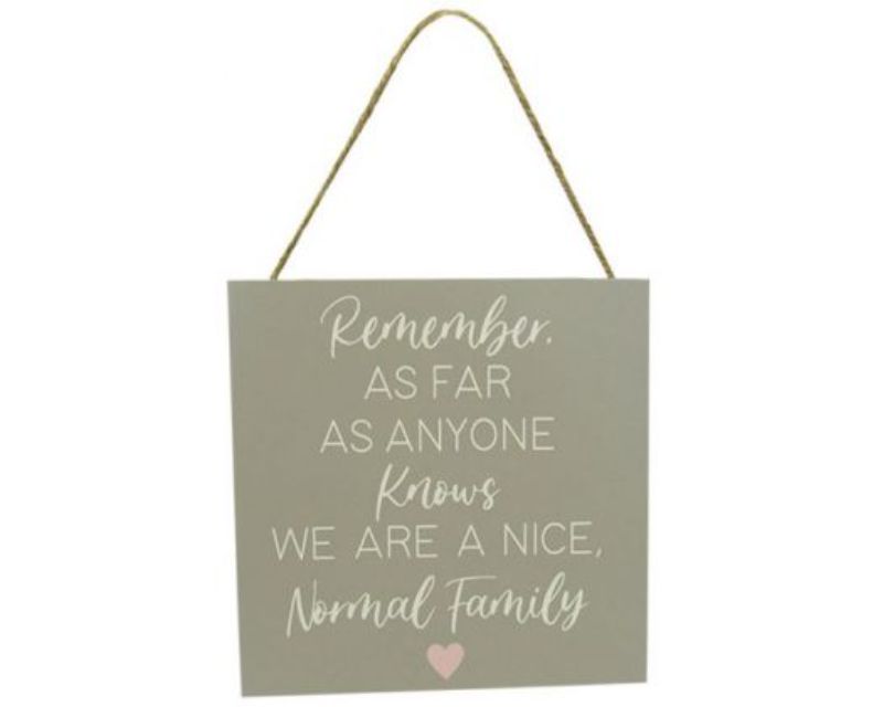 Wooden Family Life Hanger sign, 18 x 18 cm, celebrating love and unity with rustic home decor charm.