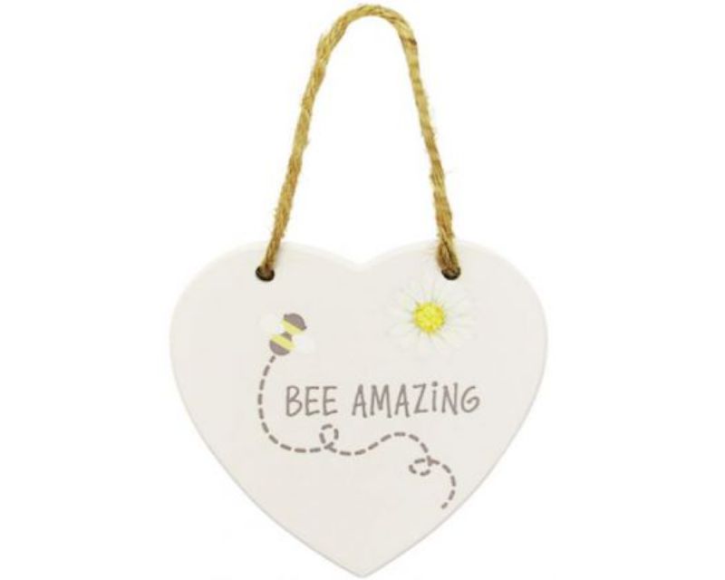 Heart-shaped wooden Bee Buzz Hanger with twine, 10.5 cm, perfect for eco-friendly decor and bee enthusiasts.
